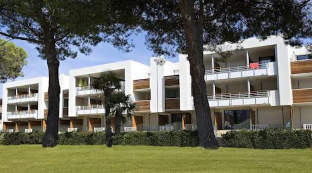 Residence Carre Marine 43/44