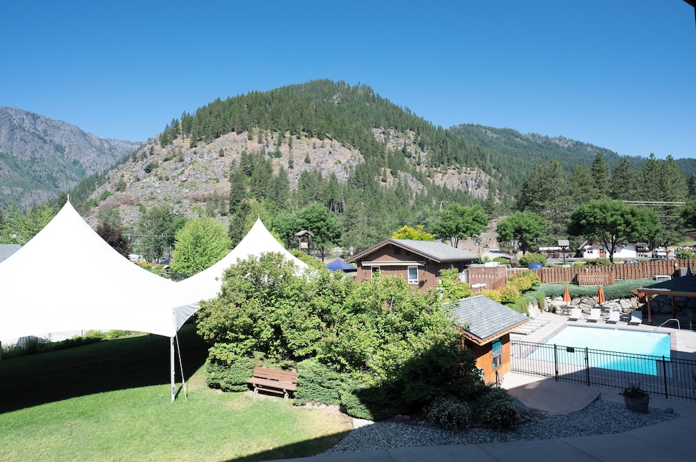 Icicle Inn At Icicle Village Resort Formerly Best Western Plus Icicle Inn 69/74
