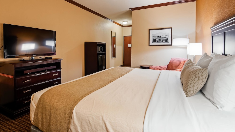 Best Western Granbury Inn & Suites 10/36