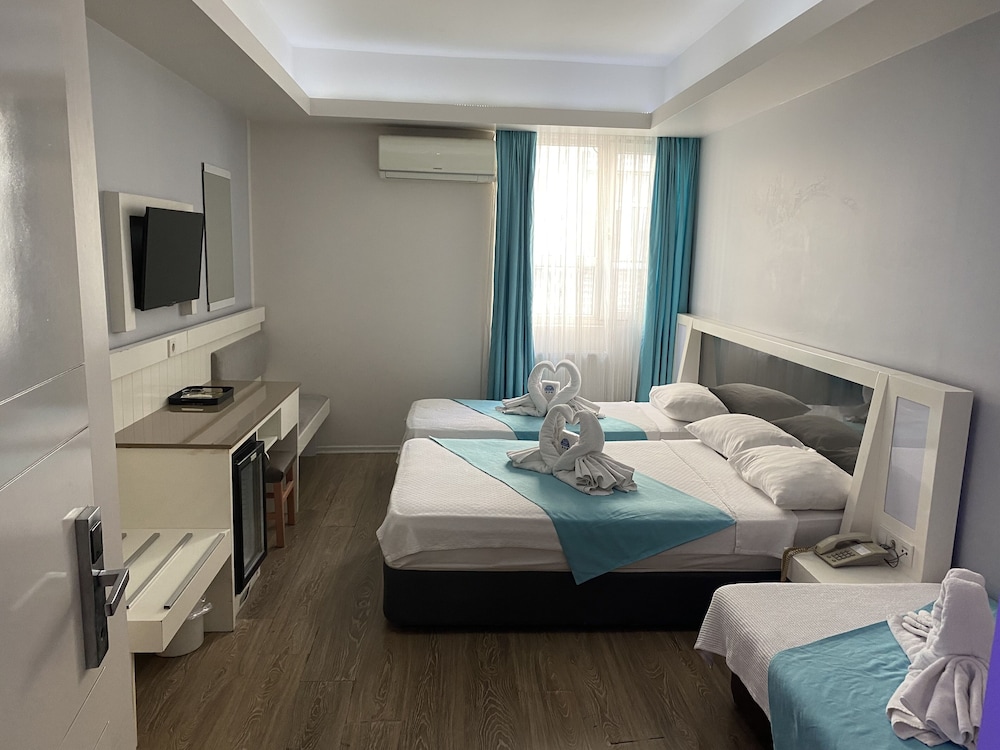GRAND AS HOTEL 26/64