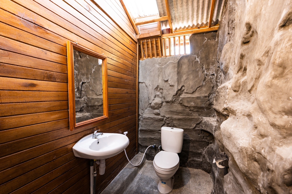 Tiing Bali Guest House 33/35