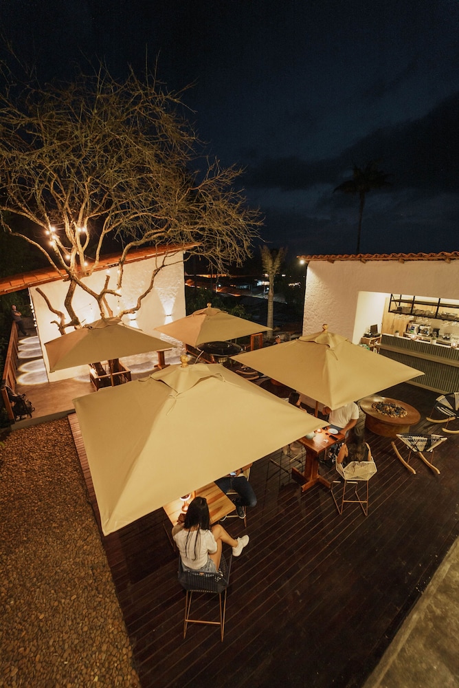 Cocli Hotel Boutique 31/32