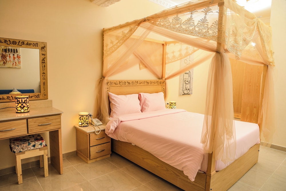 1 BEDROOM, SUPERIOR, STUDIO, SUITE, RIVER VIEW