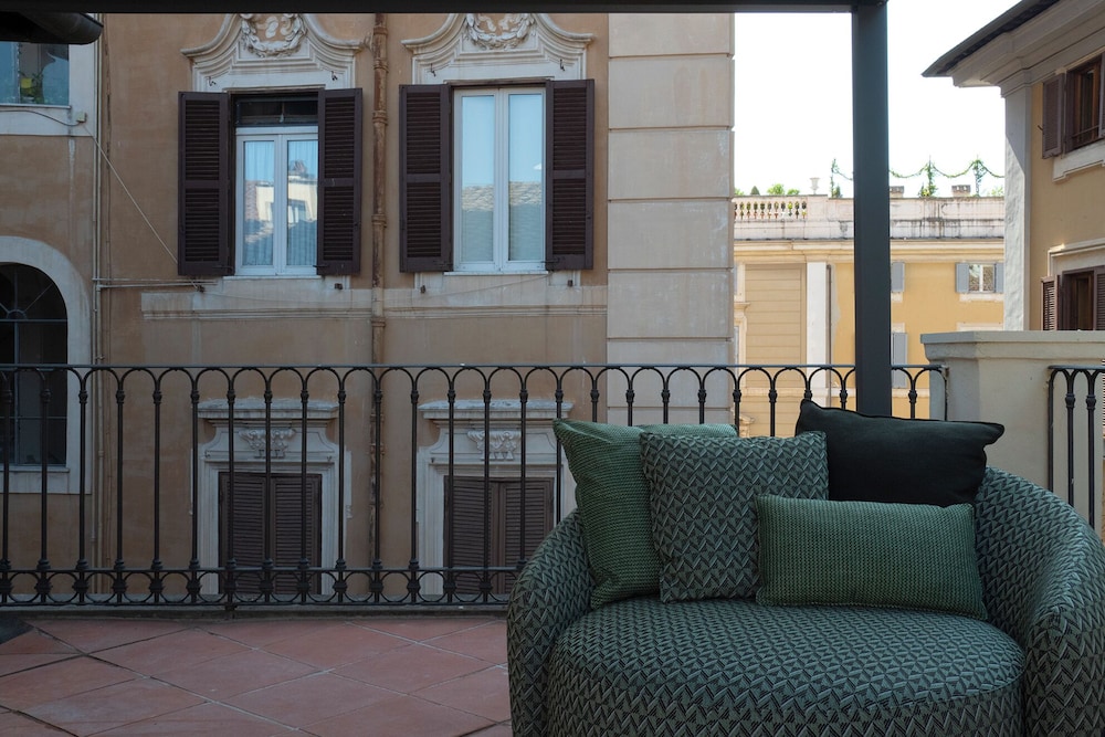 Colonna Suite 64/78