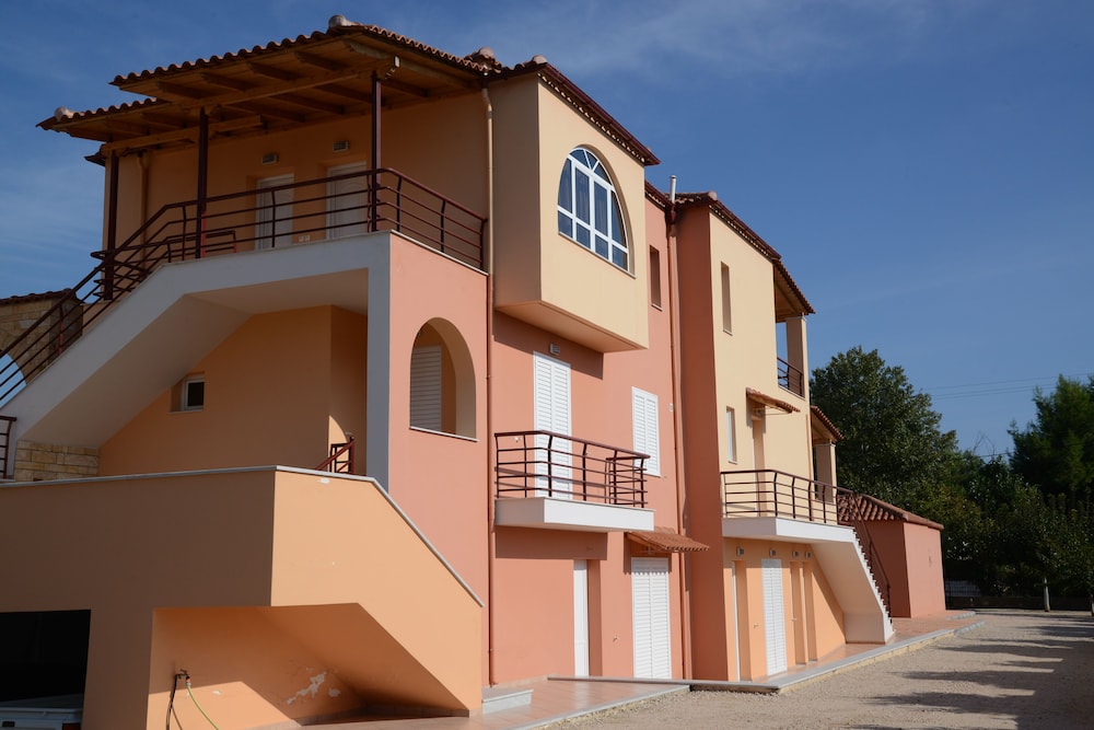 Marias Filoxenia Suites 4/50