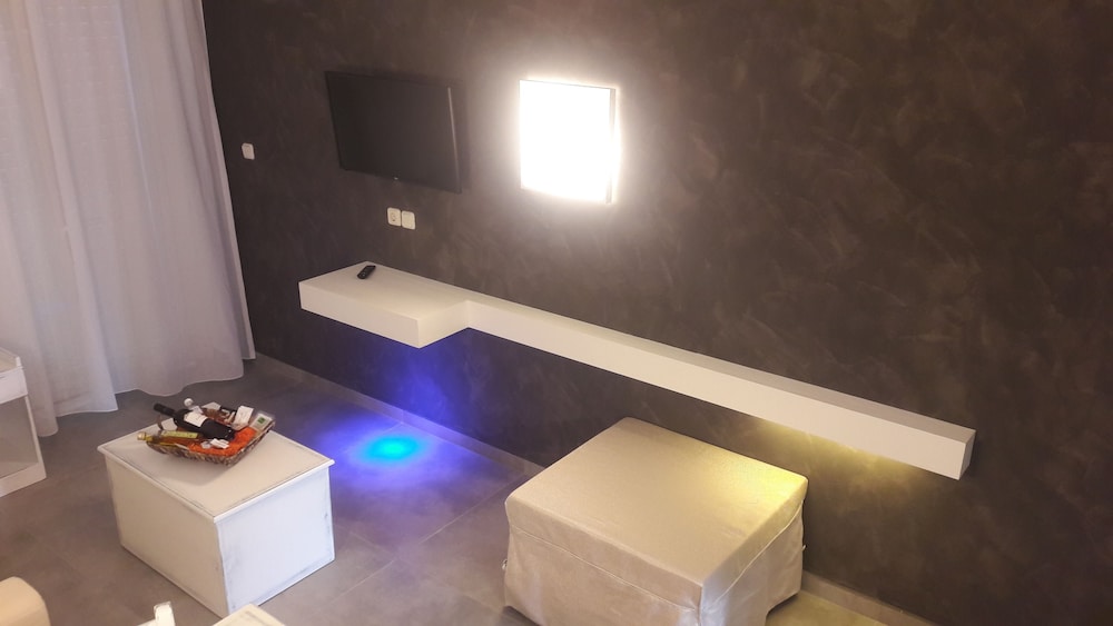Niriides Hotel 22/47