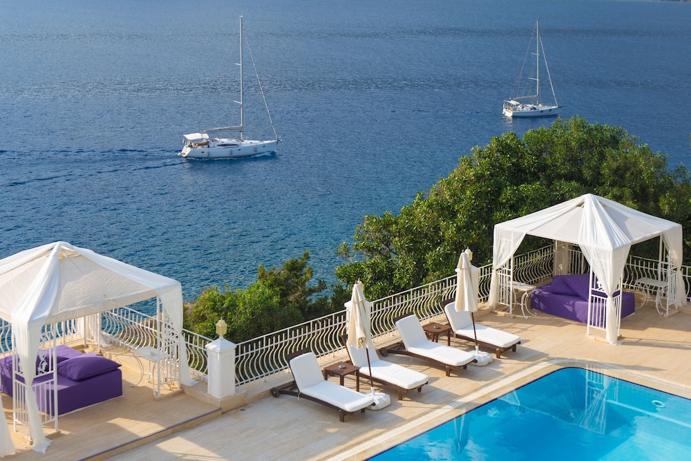 Lukka Exclusive Hotel - Adults Only 64/74