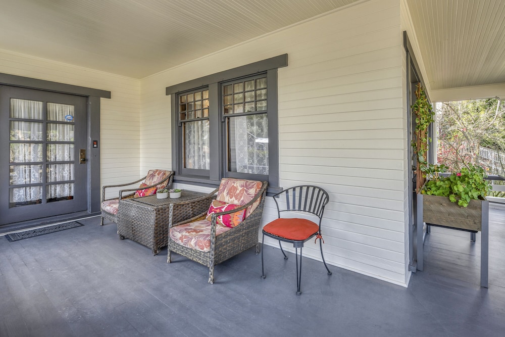 Craftsman Inn 40/70