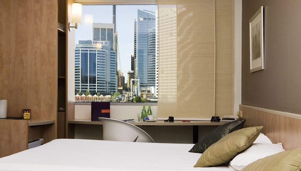 IBIS SYDNEY DARLING HARBOUR 18/68
