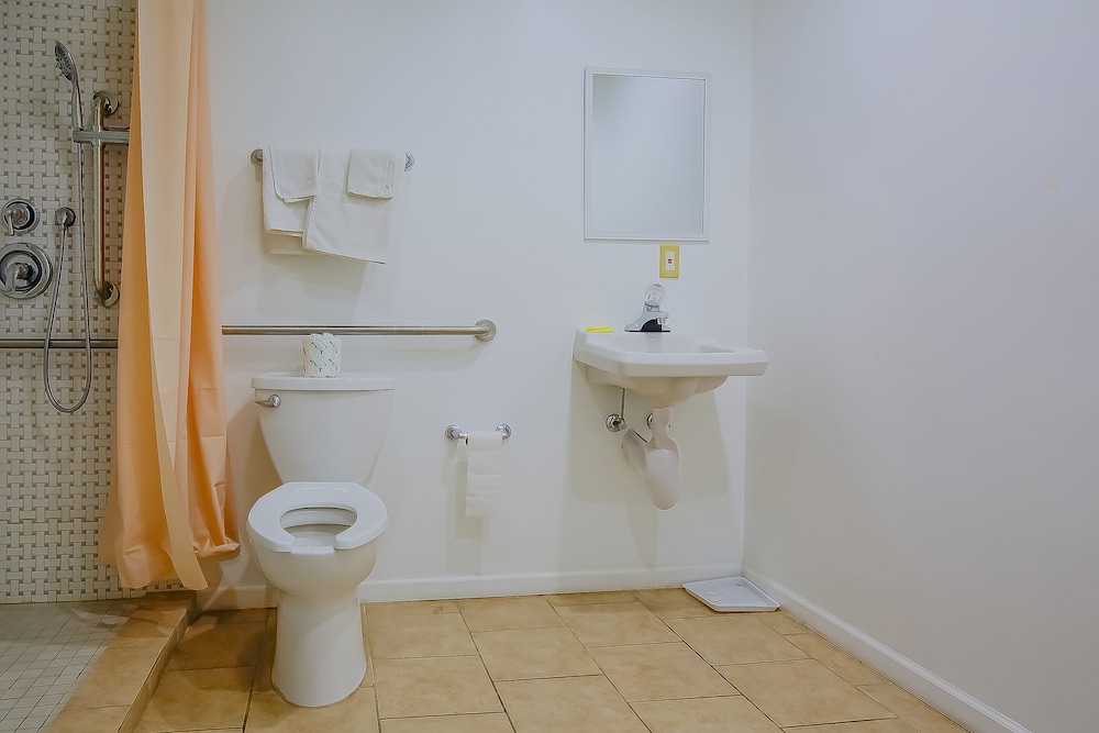 Hotel O Markham IL near Harvey/Tinley Park 25/26
