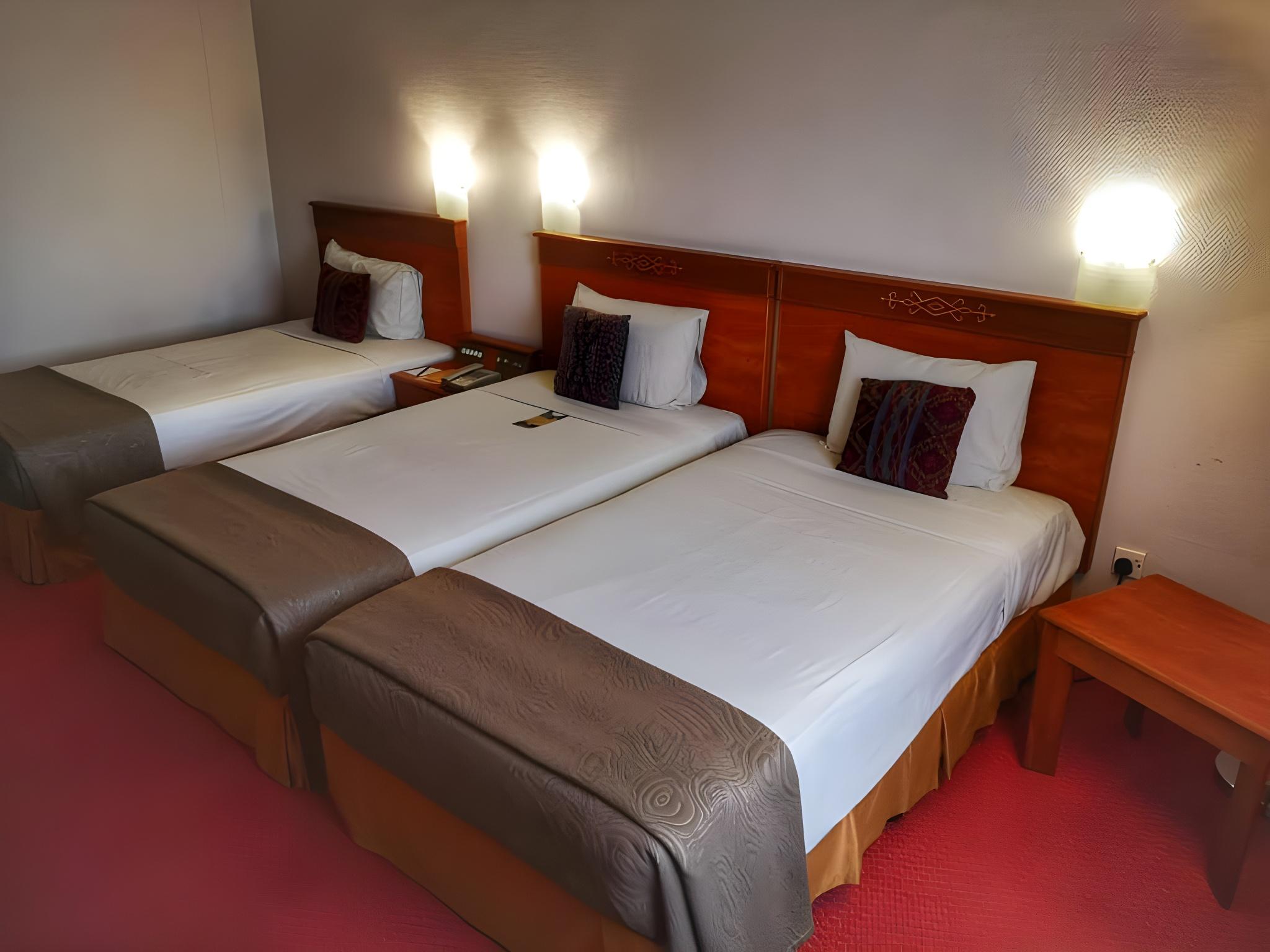 PREMIUM TRIPLE ROOM