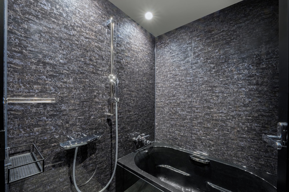 Homm Stay Nagi Sanjo Kyoto By Banyan Group 50/50