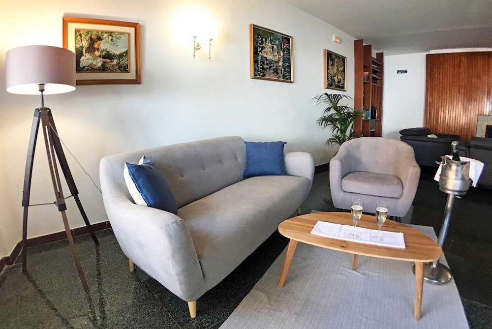 Hotel Portbo 12/37