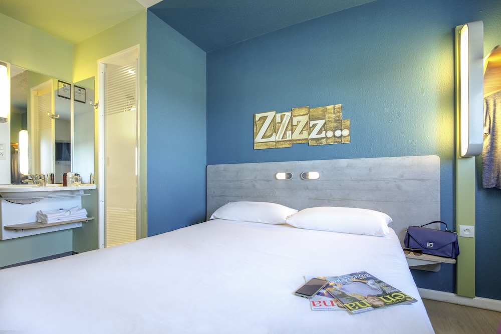 Ibis Budget Bordeaux Centre Gare Saint Jean 8/72