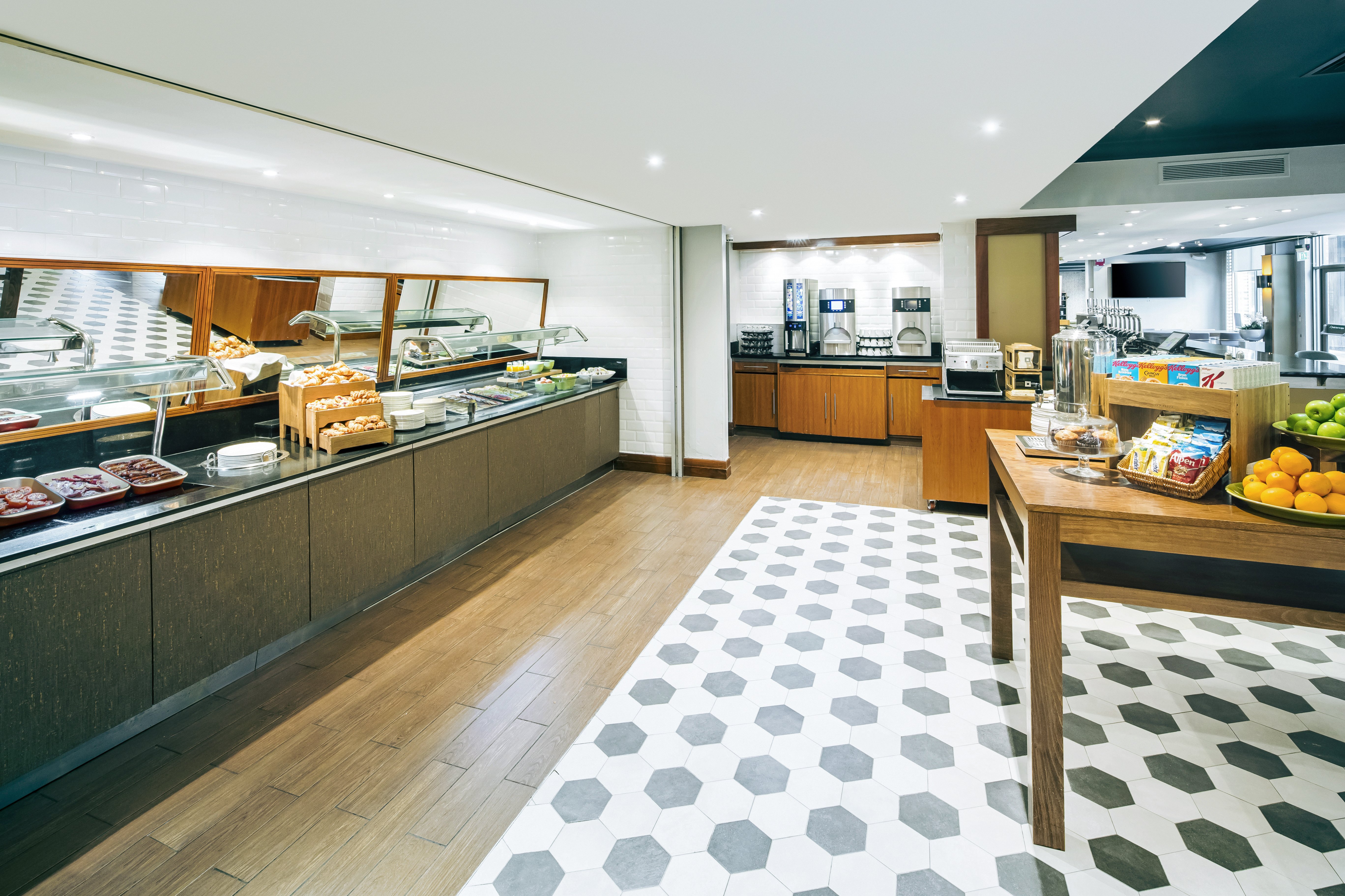 Holiday Inn Peterborough-West 6/45