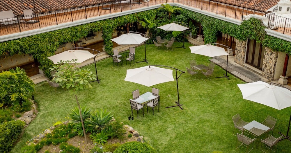 Casa Faustina Boutique Hotel 59/66