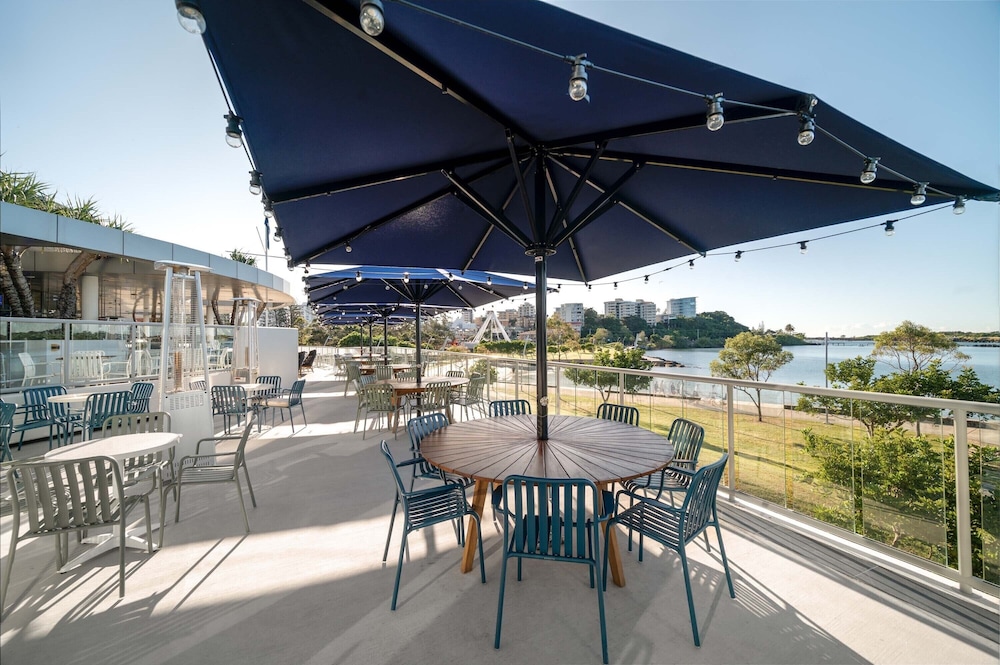 The Sebel Twin Towns Coolangatta 52/64