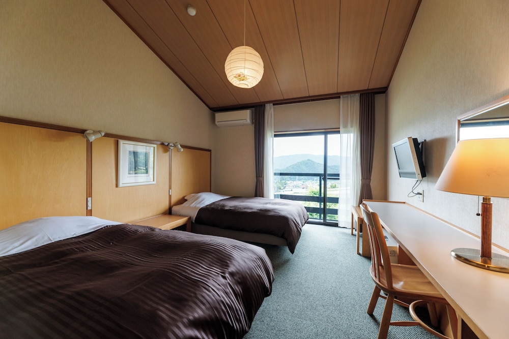 Standard, Twin Beds, Smoking