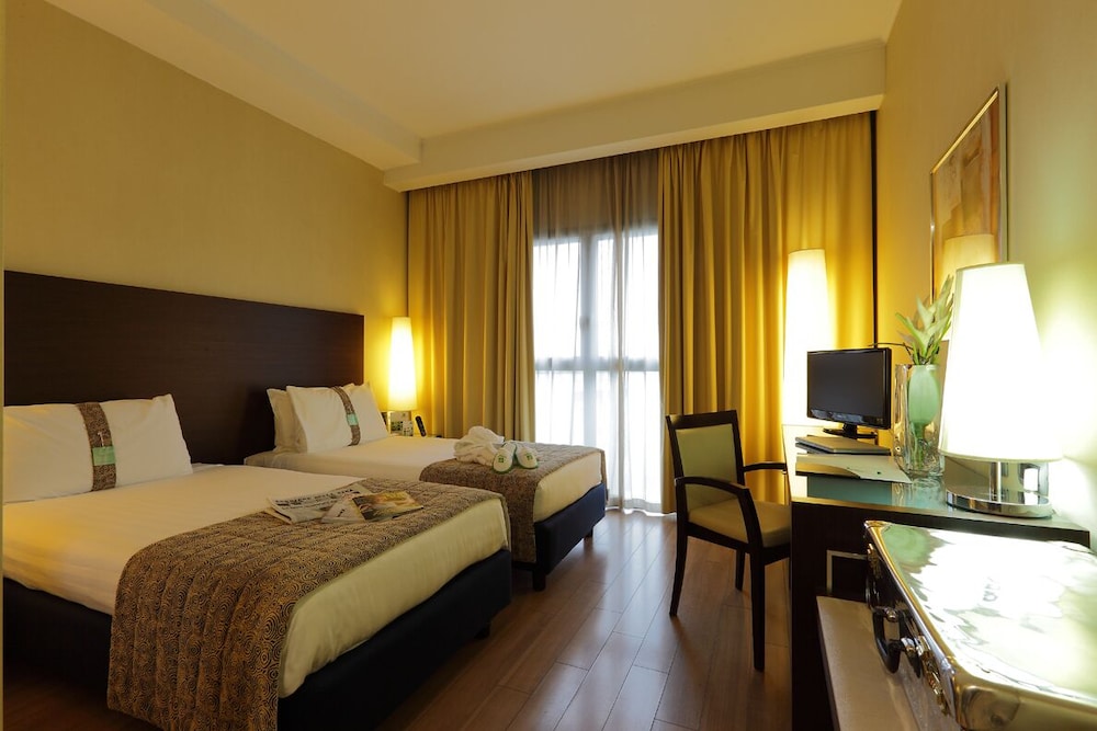 HOLIDAY INN TURIN CORSO FRANCIA 19/54