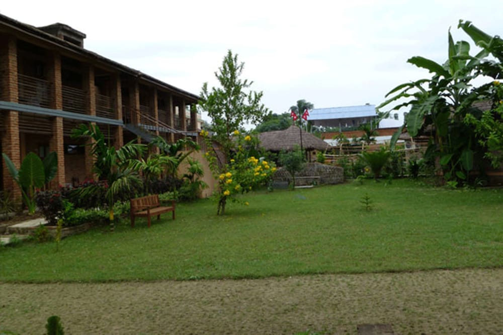 Hotel Elephant Camp 11/15