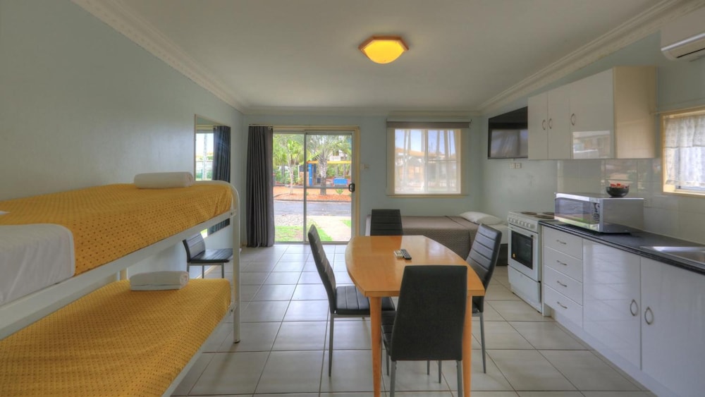 Glenwood Tourist Park 40/60