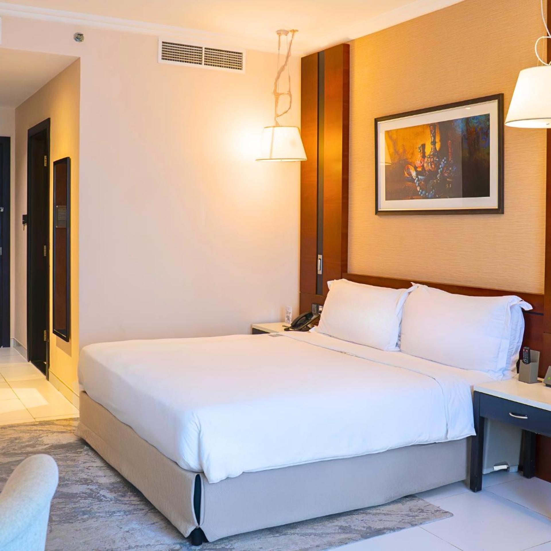 Deluxe, King Bed, Laundry، Asma Hotel 2/6