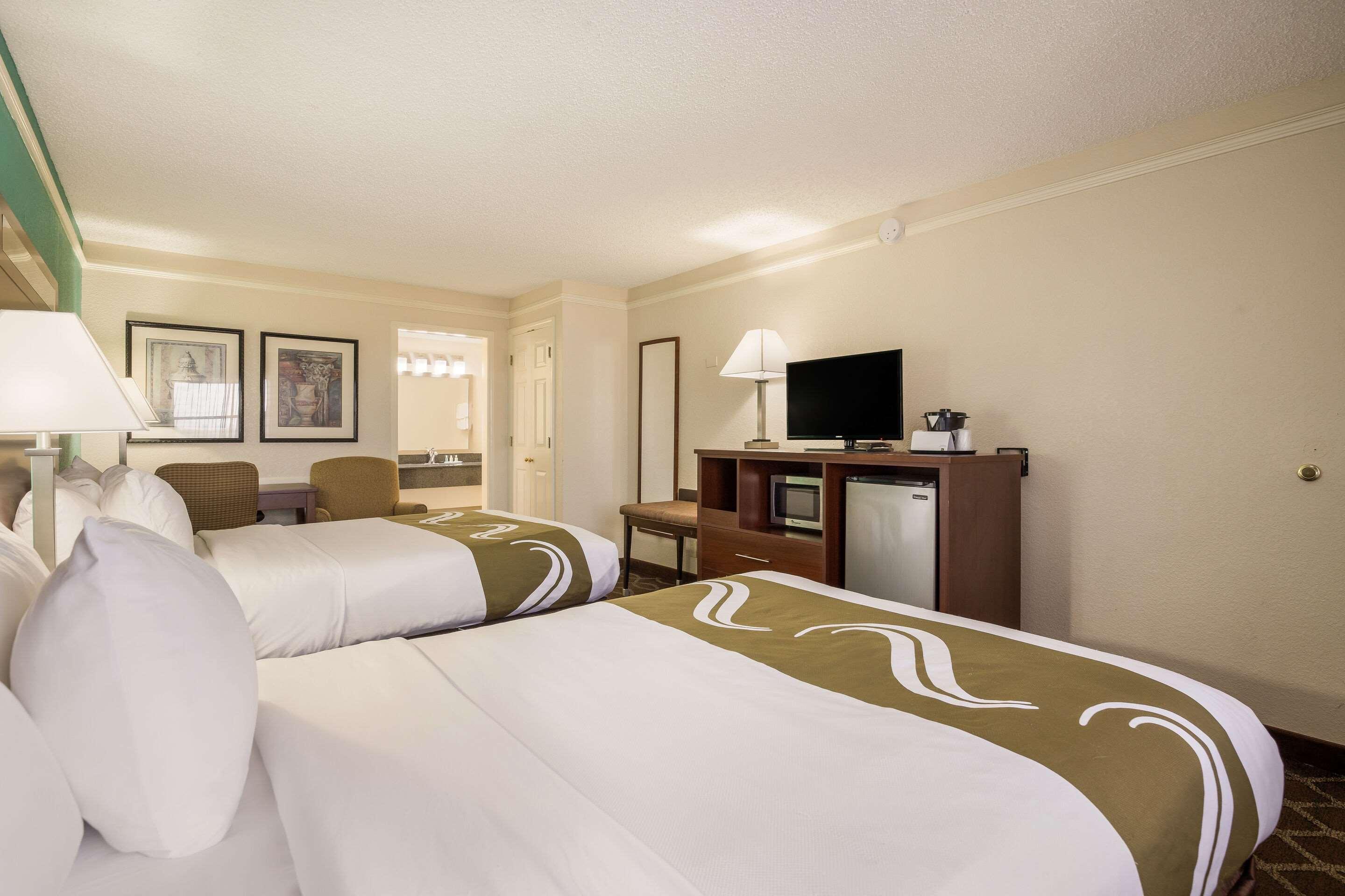 ROOM, 2 DOUBLE BEDS, SMOKING
