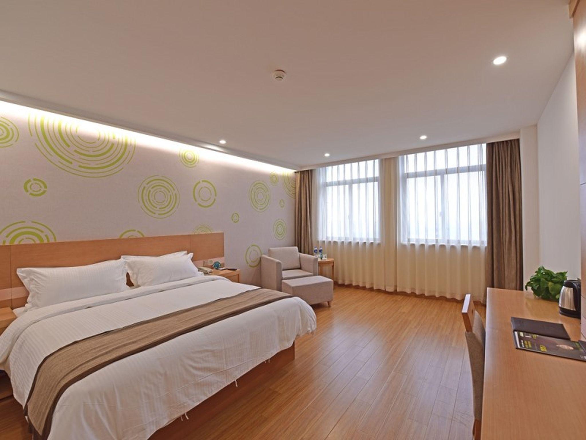 GreenTree Inn Jiaxing Tongxiang City Chongfu International Fur Center Business Hotel 17/39