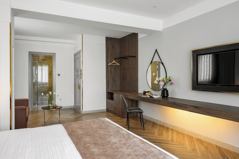 Acnos Hotel 13/50