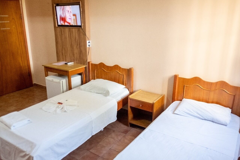 Hotel Almanara Cuiaba 18/24