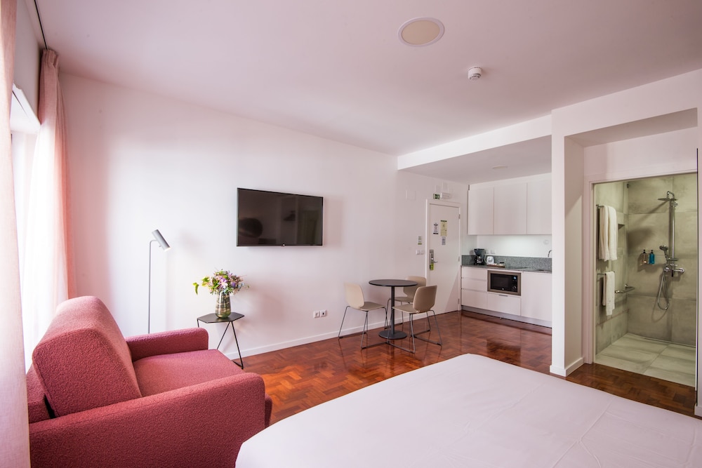 Lisbon Serviced Apartmentos - Campos 32/48