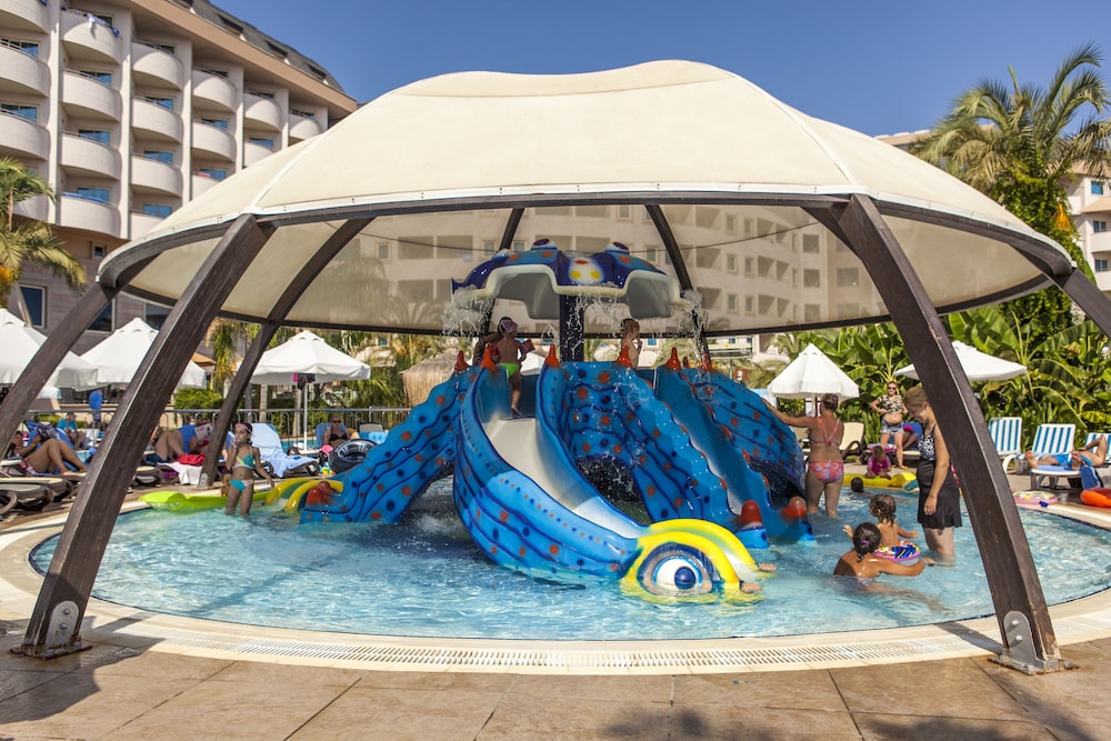 Long Beach Alanya 36/50