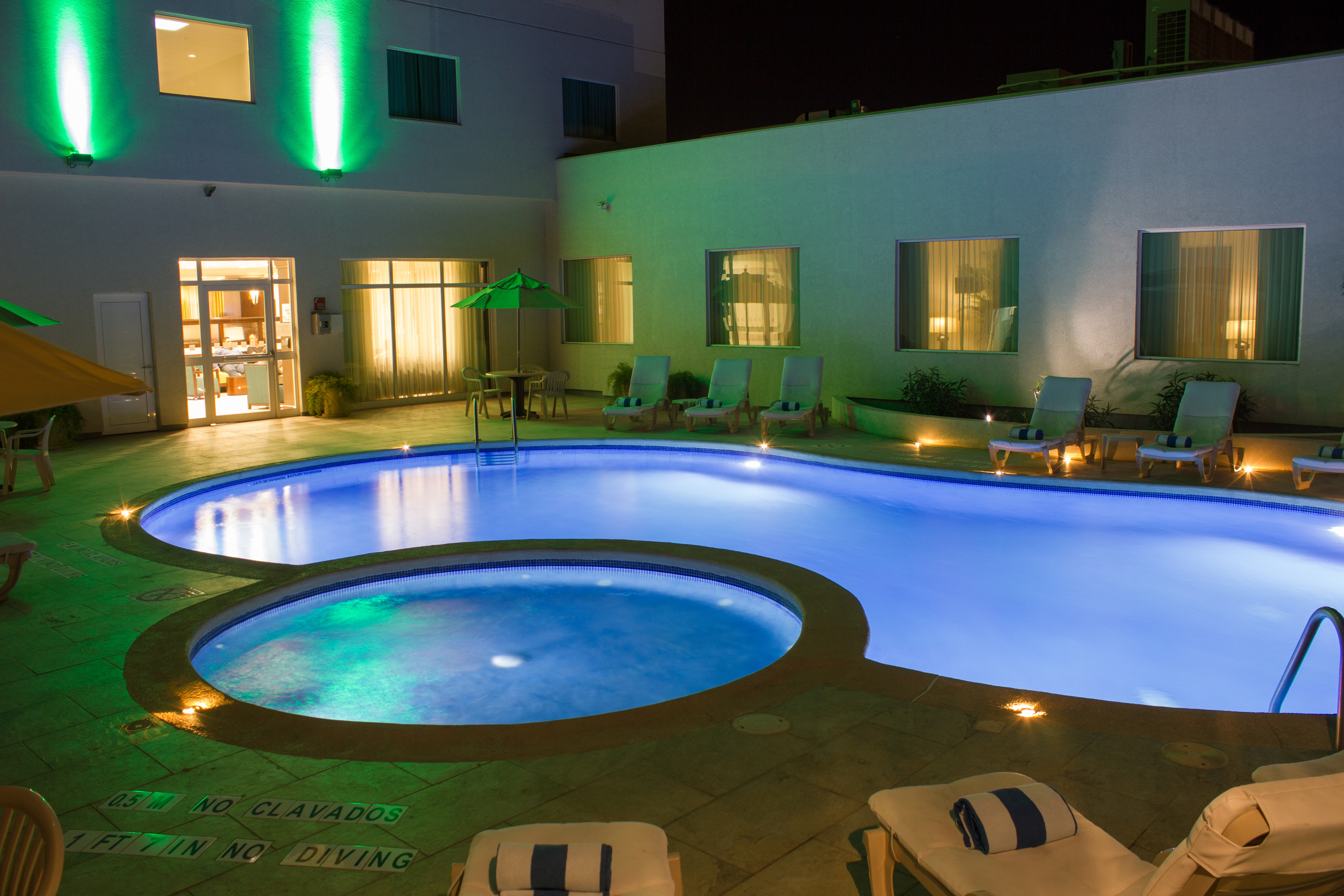 Holiday Inn Hotel & Suites Hermosillo Aeropuerto 44/50