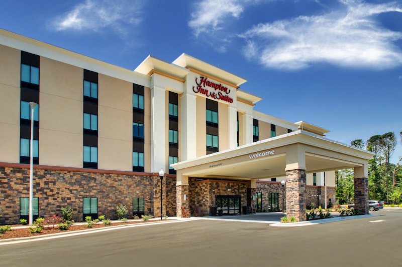 Hampton Inn And Suites Southport 6/56