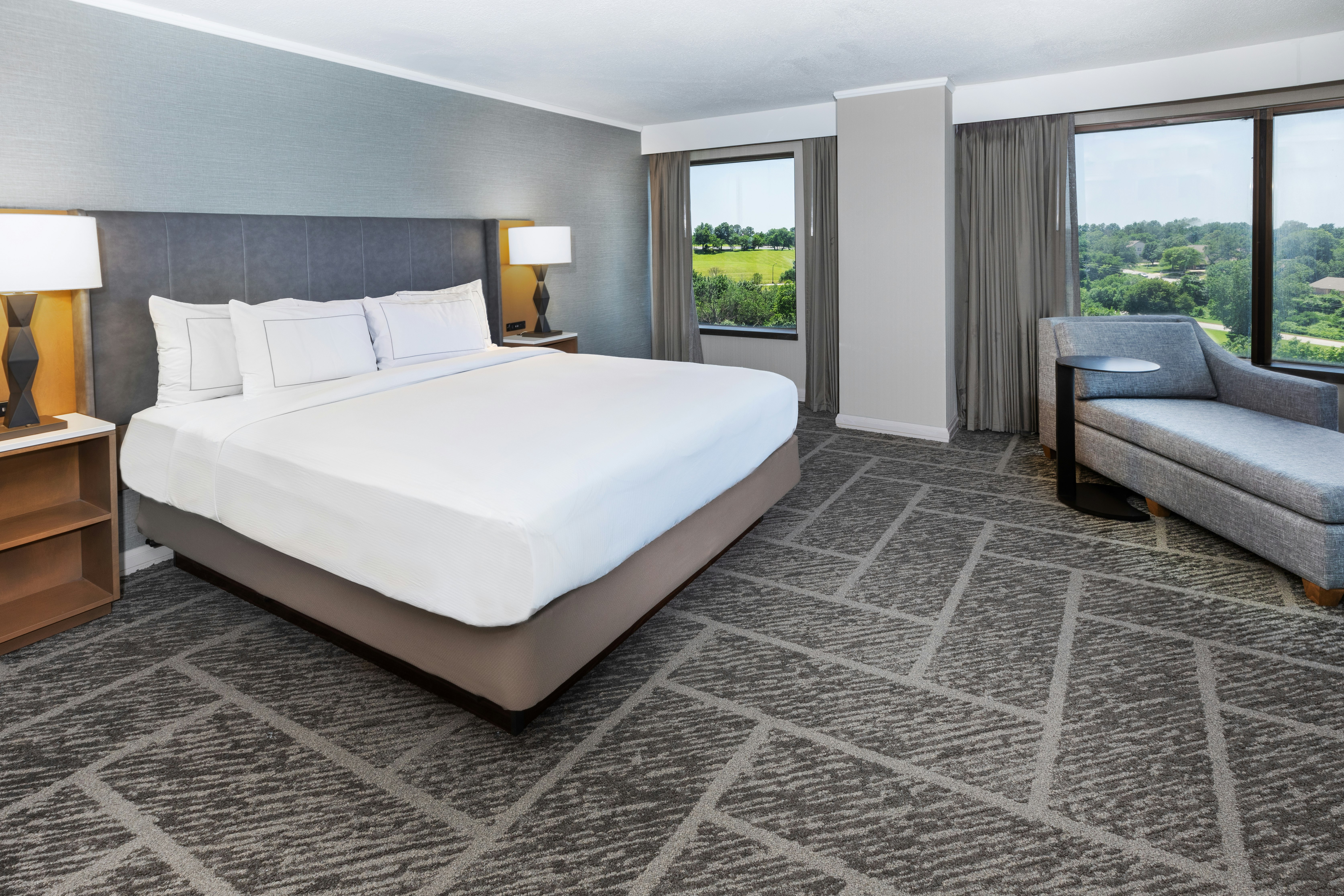 PRESIDENTIAL, SUITE, KING BED