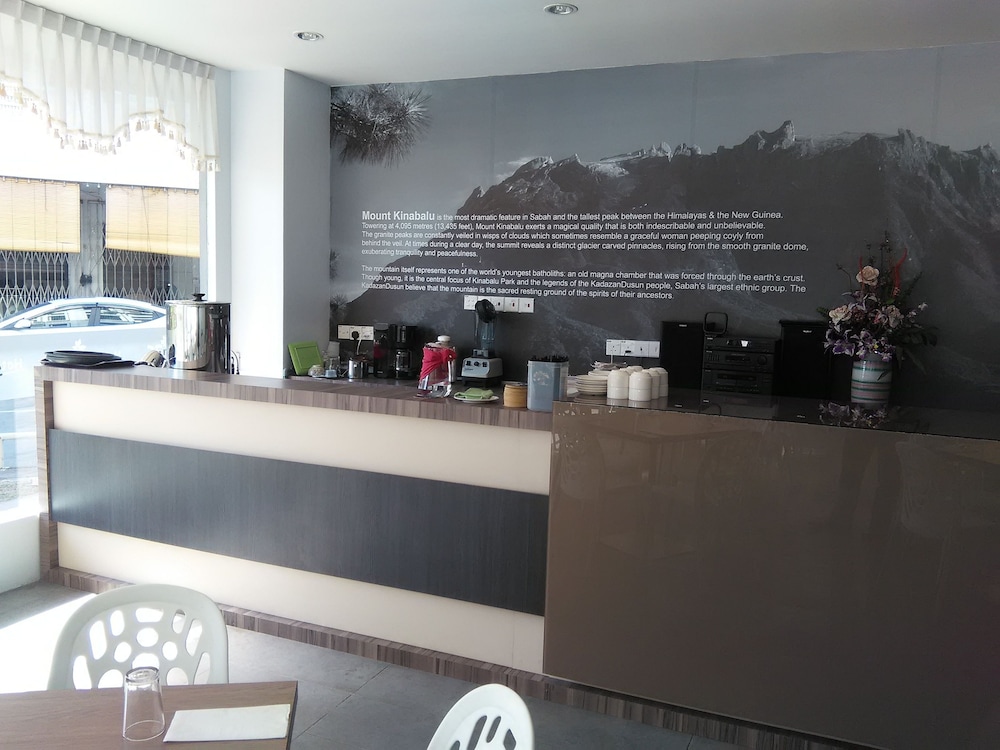 Hotel Puri 36 11/48