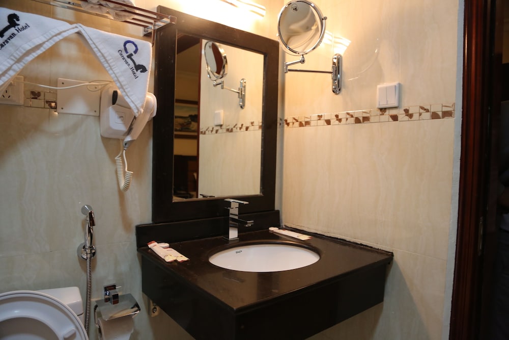 Caravan Hotel 24/47