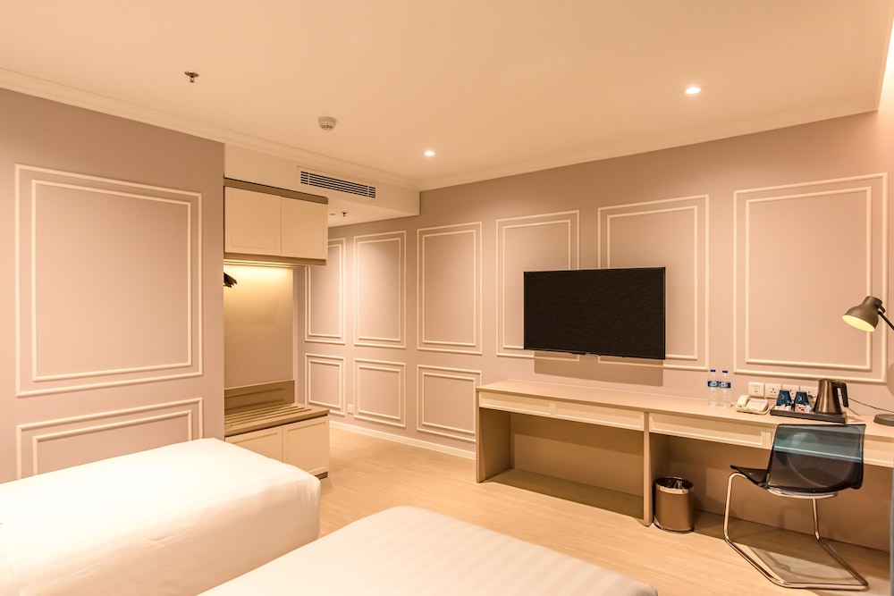 Ashley Hotel Sabang 60/70