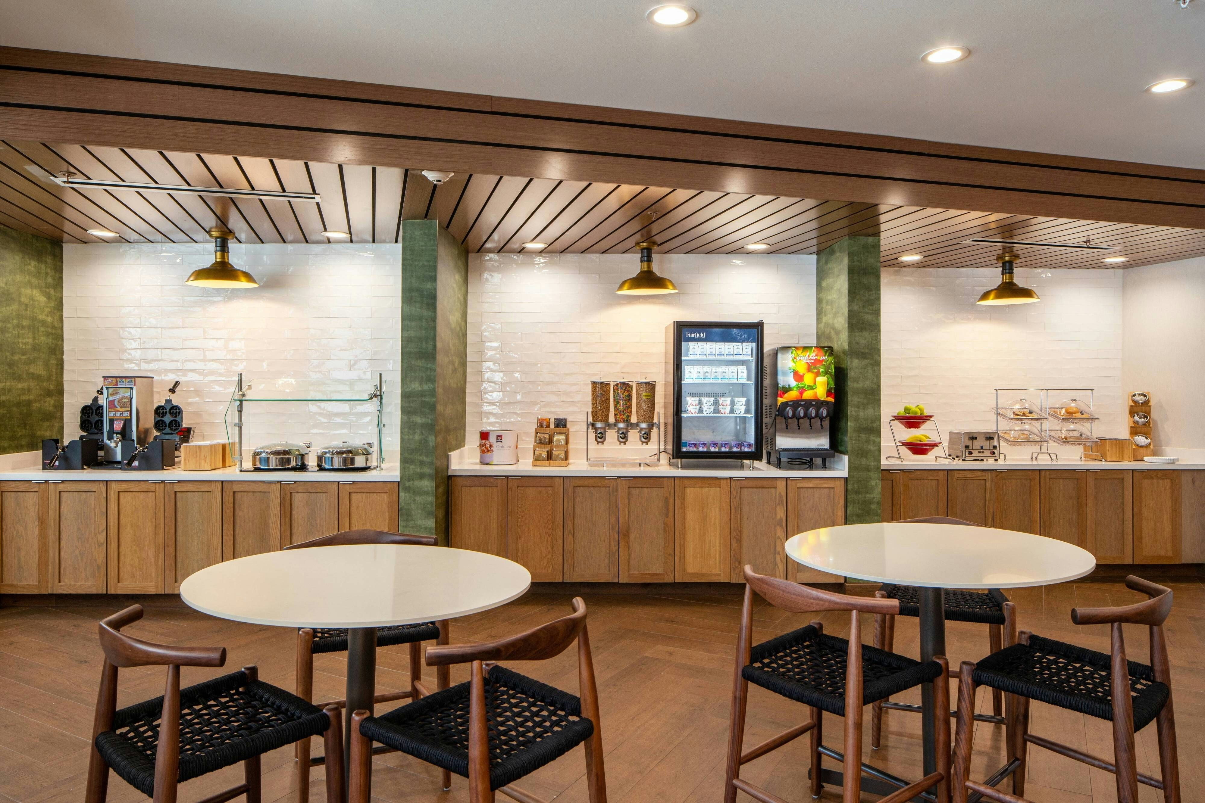 Fairfield Inn & Suites Pensacola Pine Forest 21/33