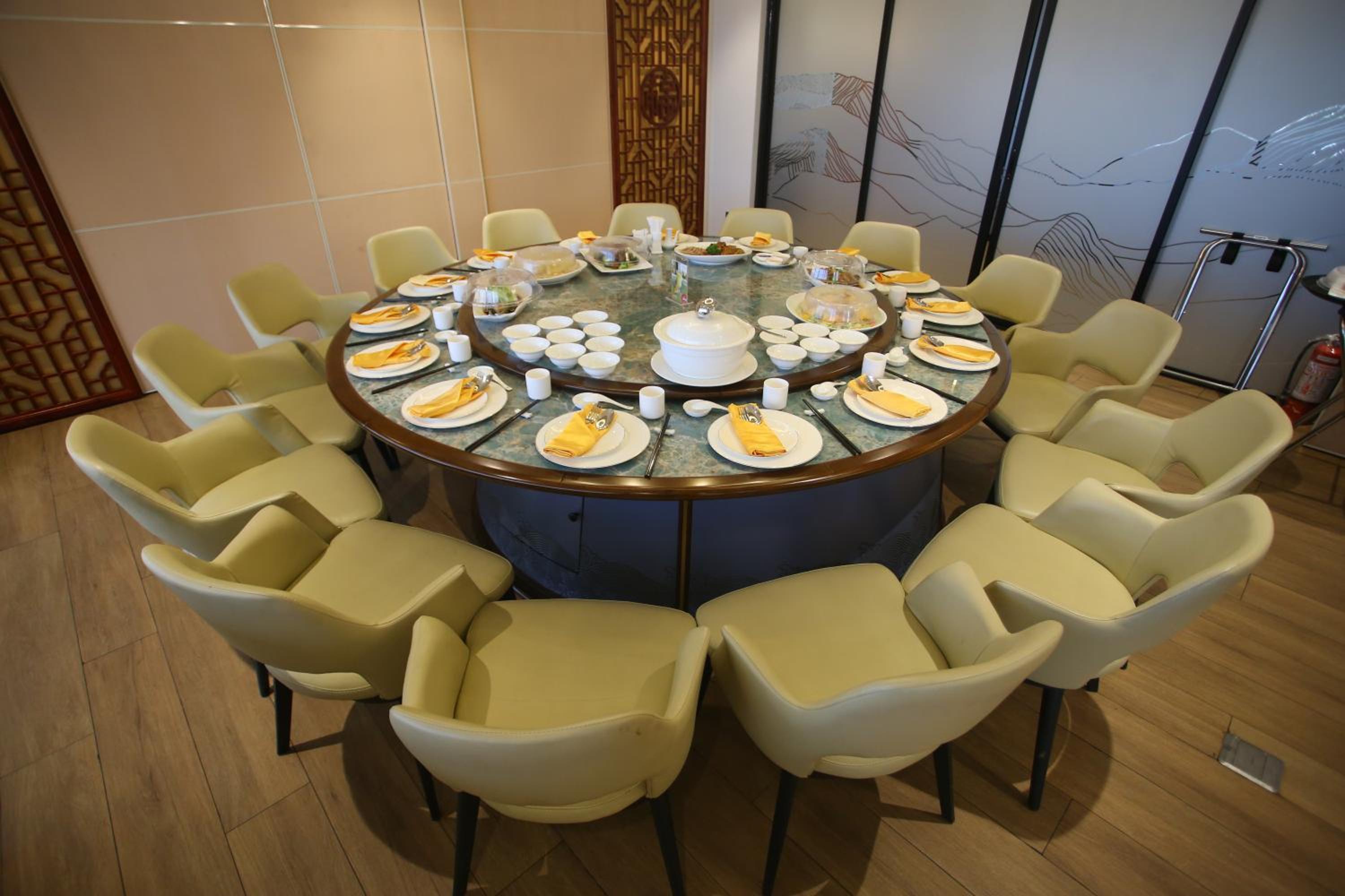 Acro Residences 17/25