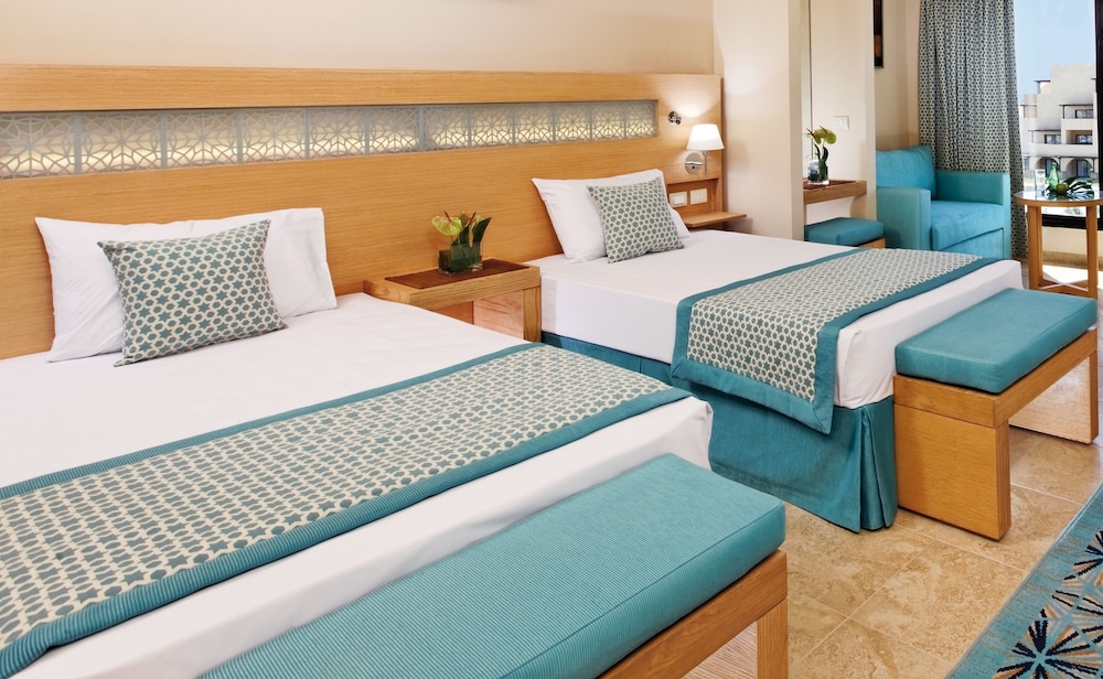 Movenpick Waterpark Resort and Spa Soma Bay 16/83