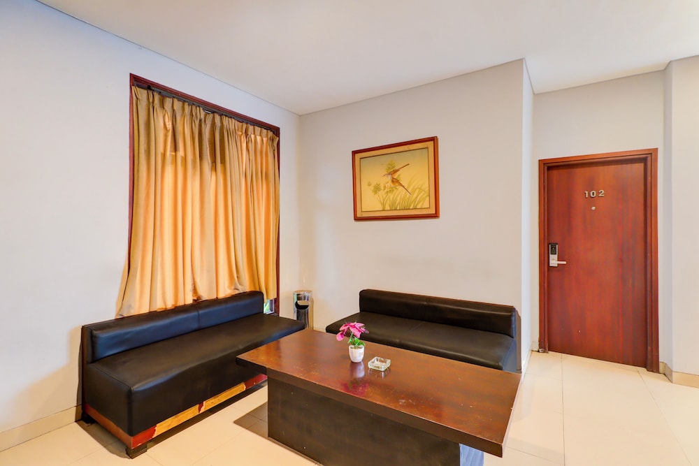 Collection O Bali near Sanur Beach formerly Akarsa Transit 61/61