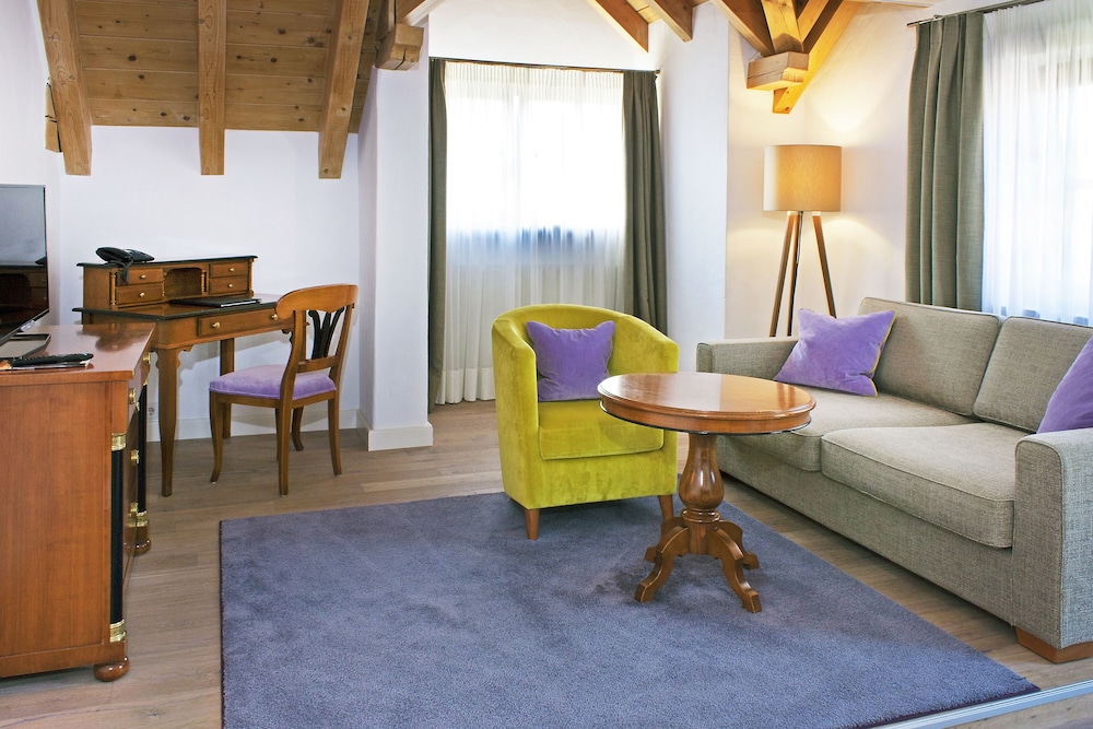 Hotel Bayerischer Hof Kur- & Sporthotel 33/50