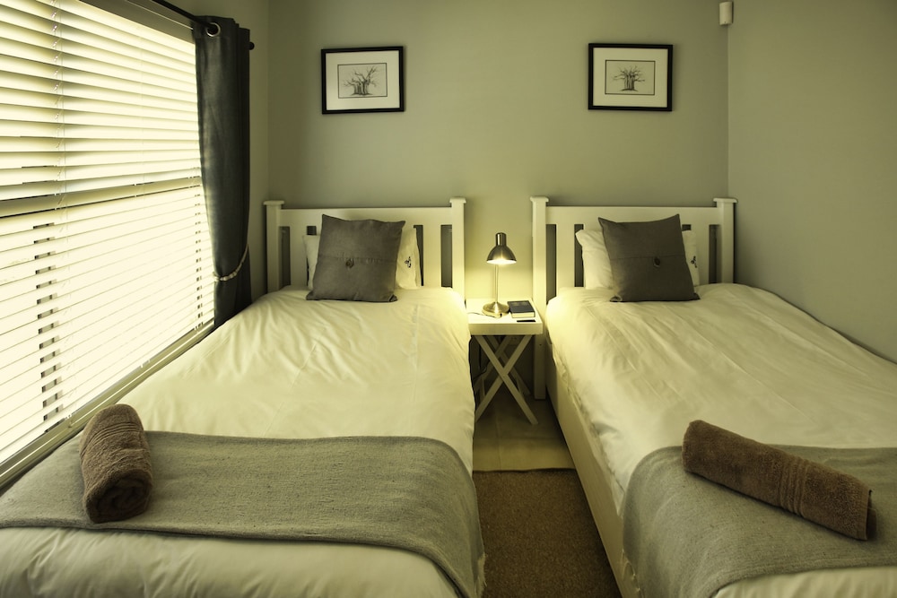 4 Bella Casa Self Catering 12/50