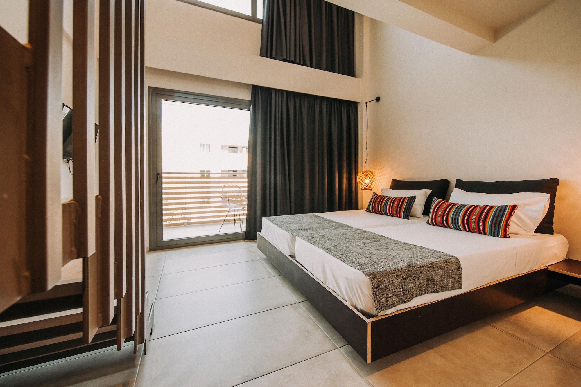2 Bedrooms, Maisonette
