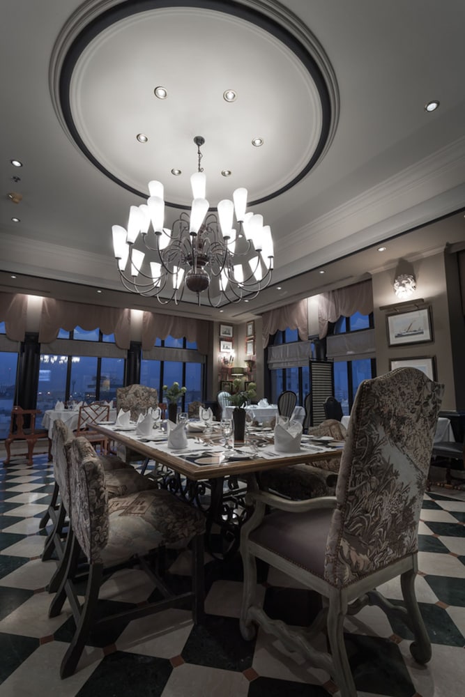 Hawthorn Suites By Wyndham Al Khobar 39/43