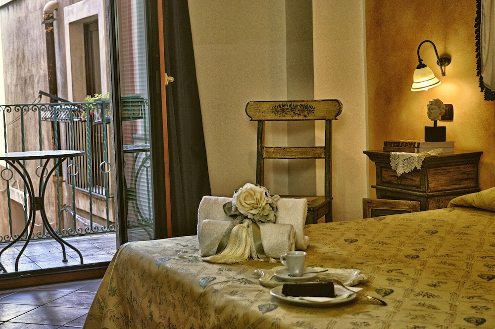 Hotel Victoria 34/50