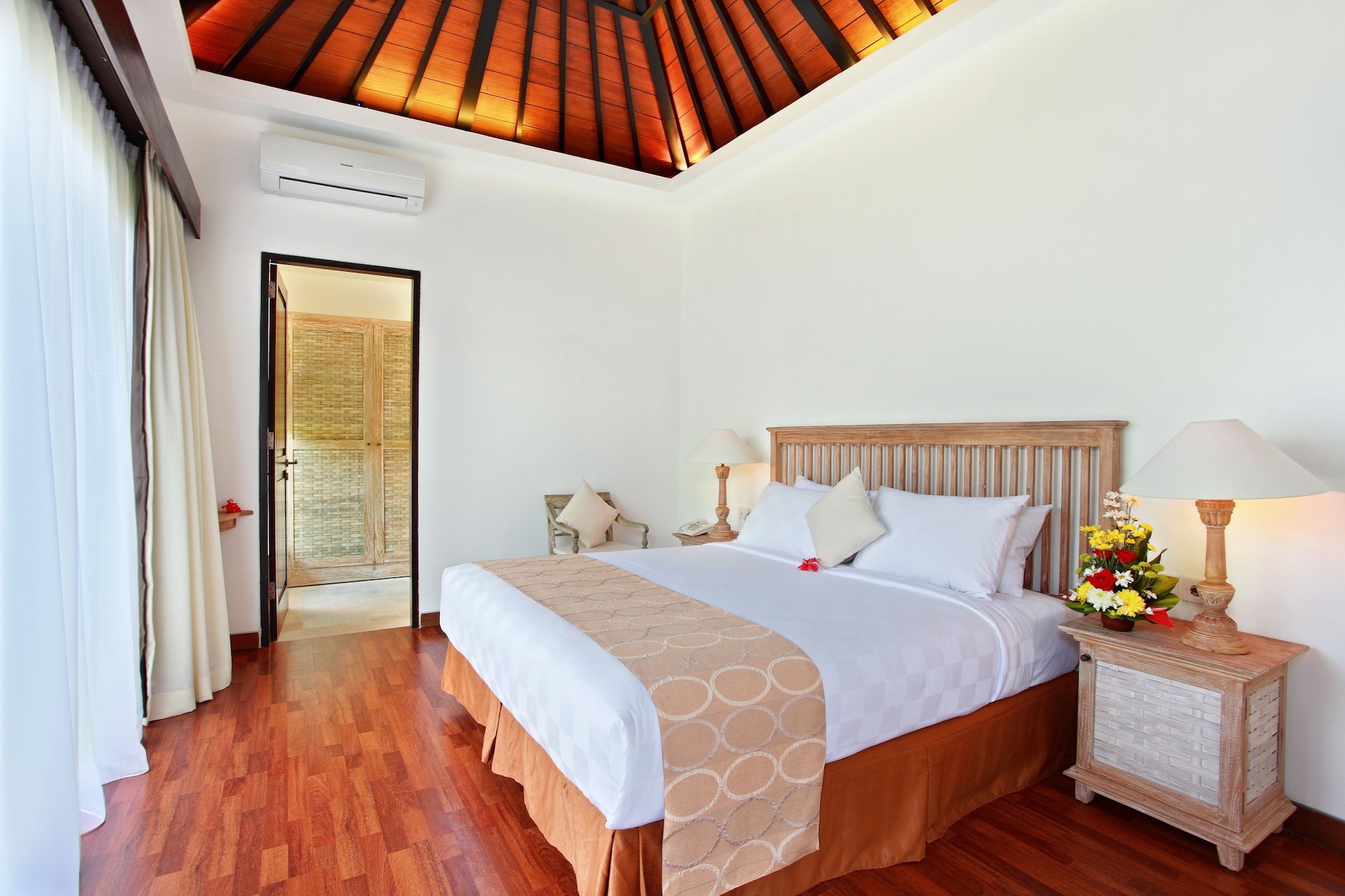 2 BEDROOMS, VILLA, PRIVATE POOL