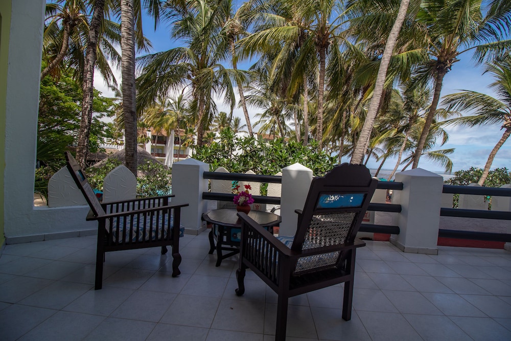 Bamburi Beach Hotel 55/74