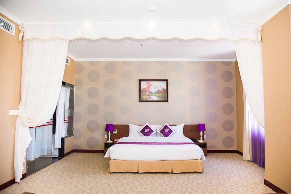 Hai Ba Trung Hotel & Spa 11/38